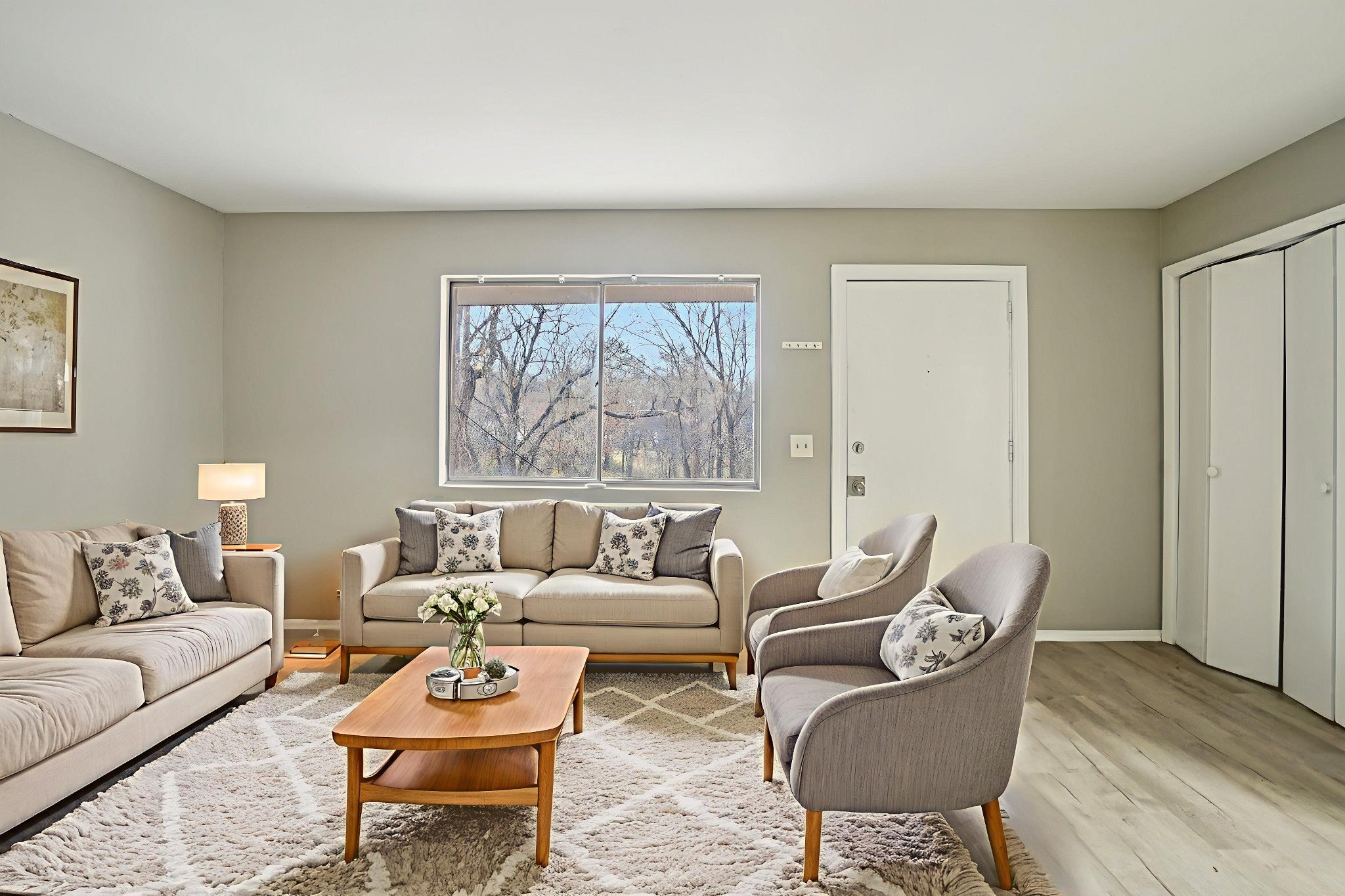 Photo of Listing #3049786