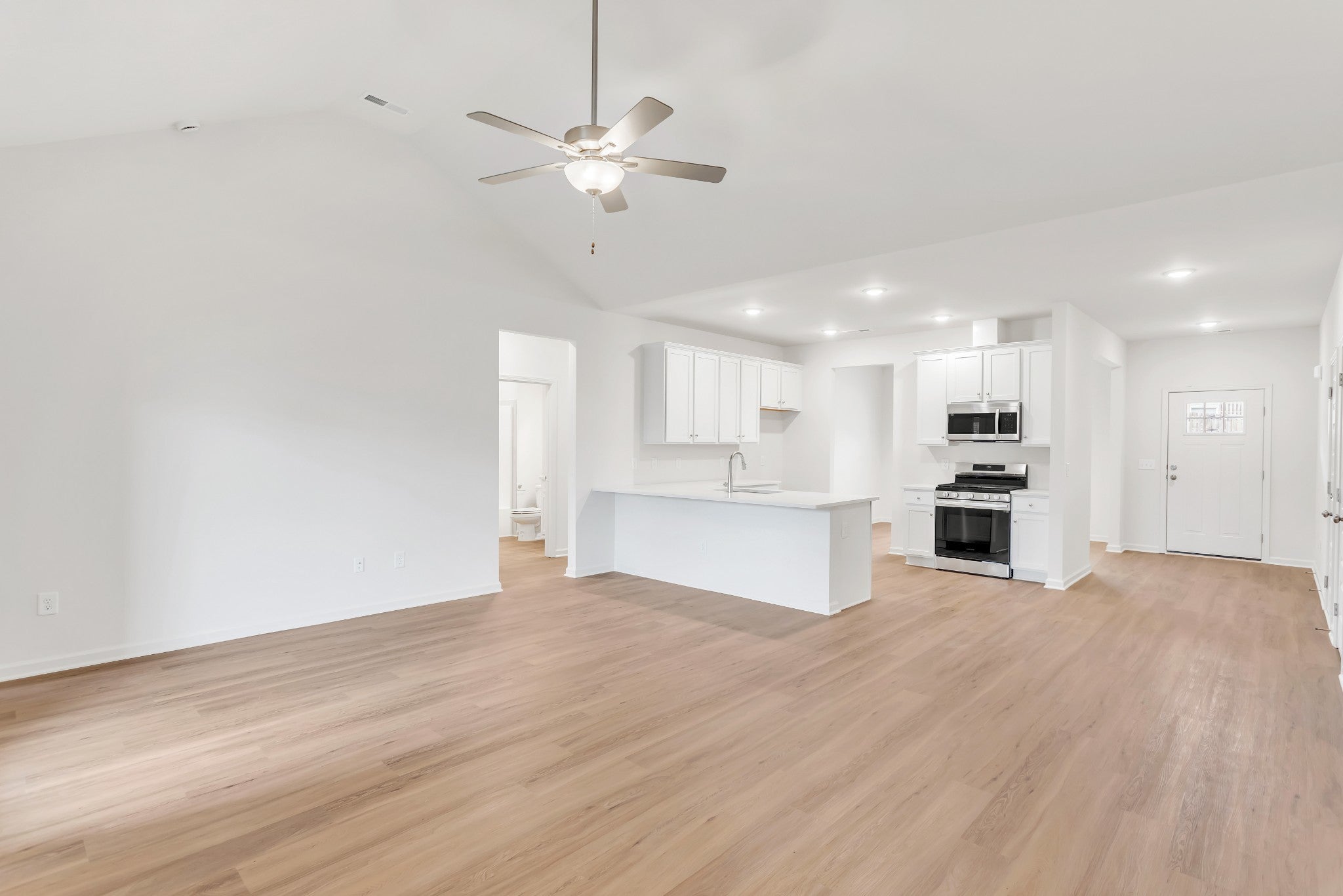 Photo of Listing #3049814