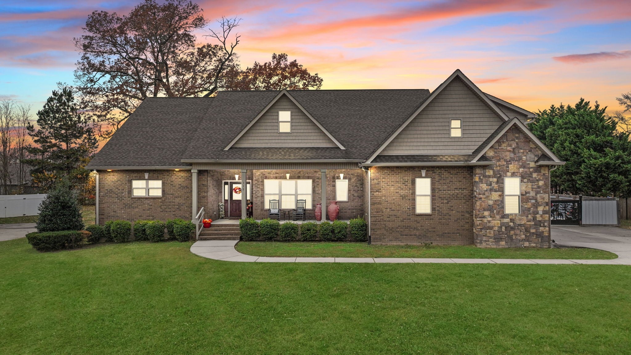 Photo of Listing #3049956