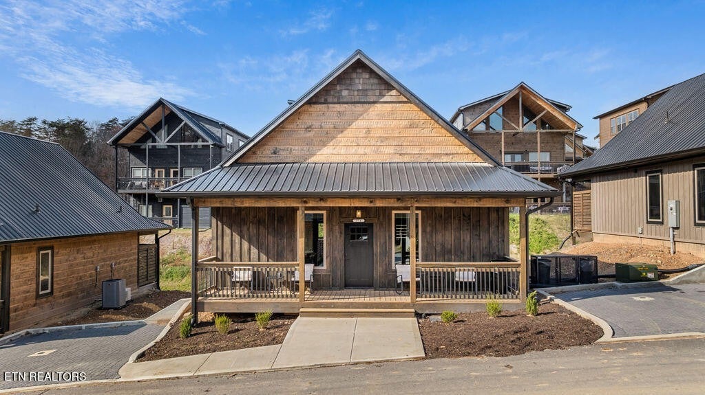 Photo of Listing #3049996