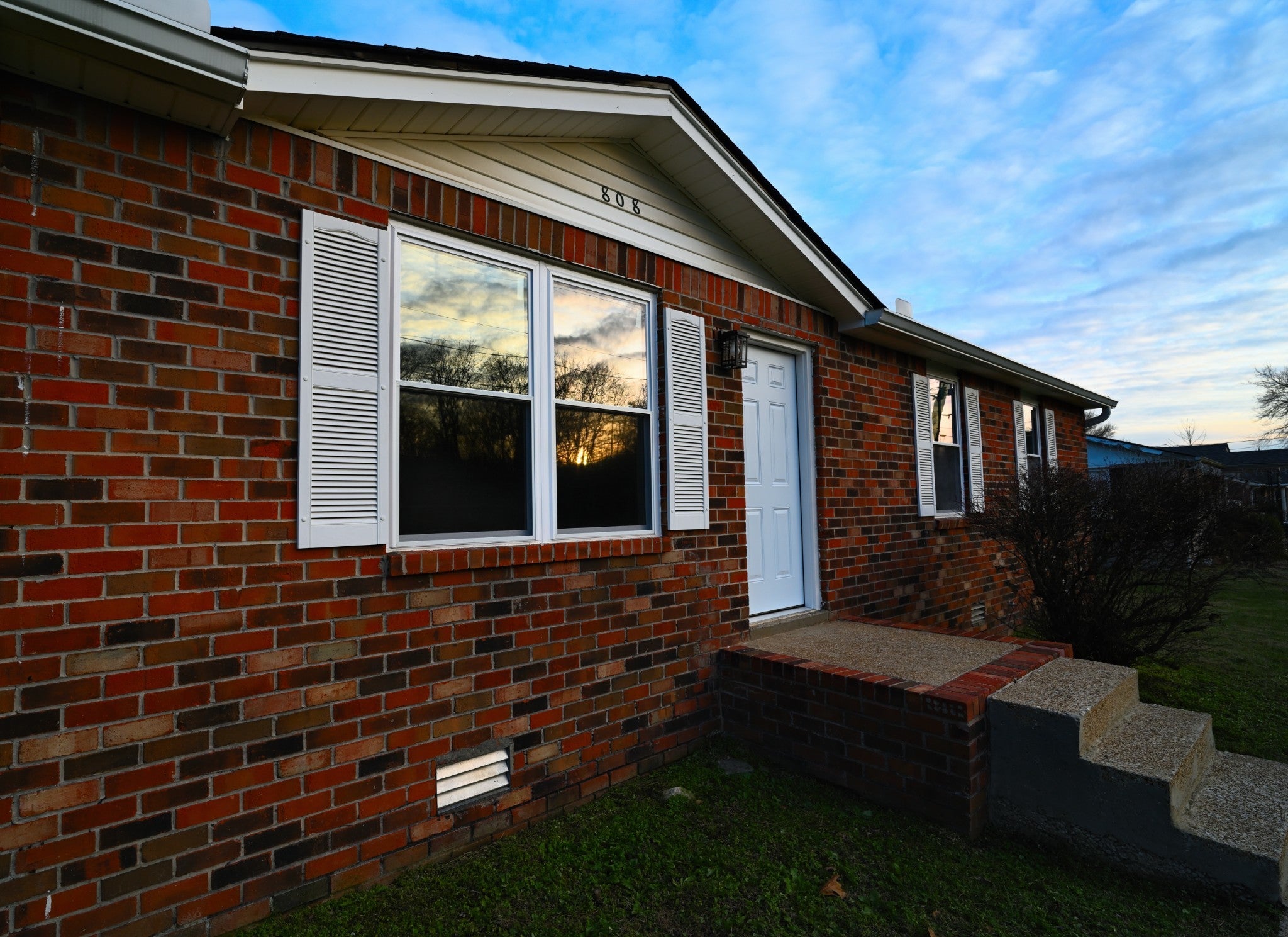 Photo of Listing #3050052