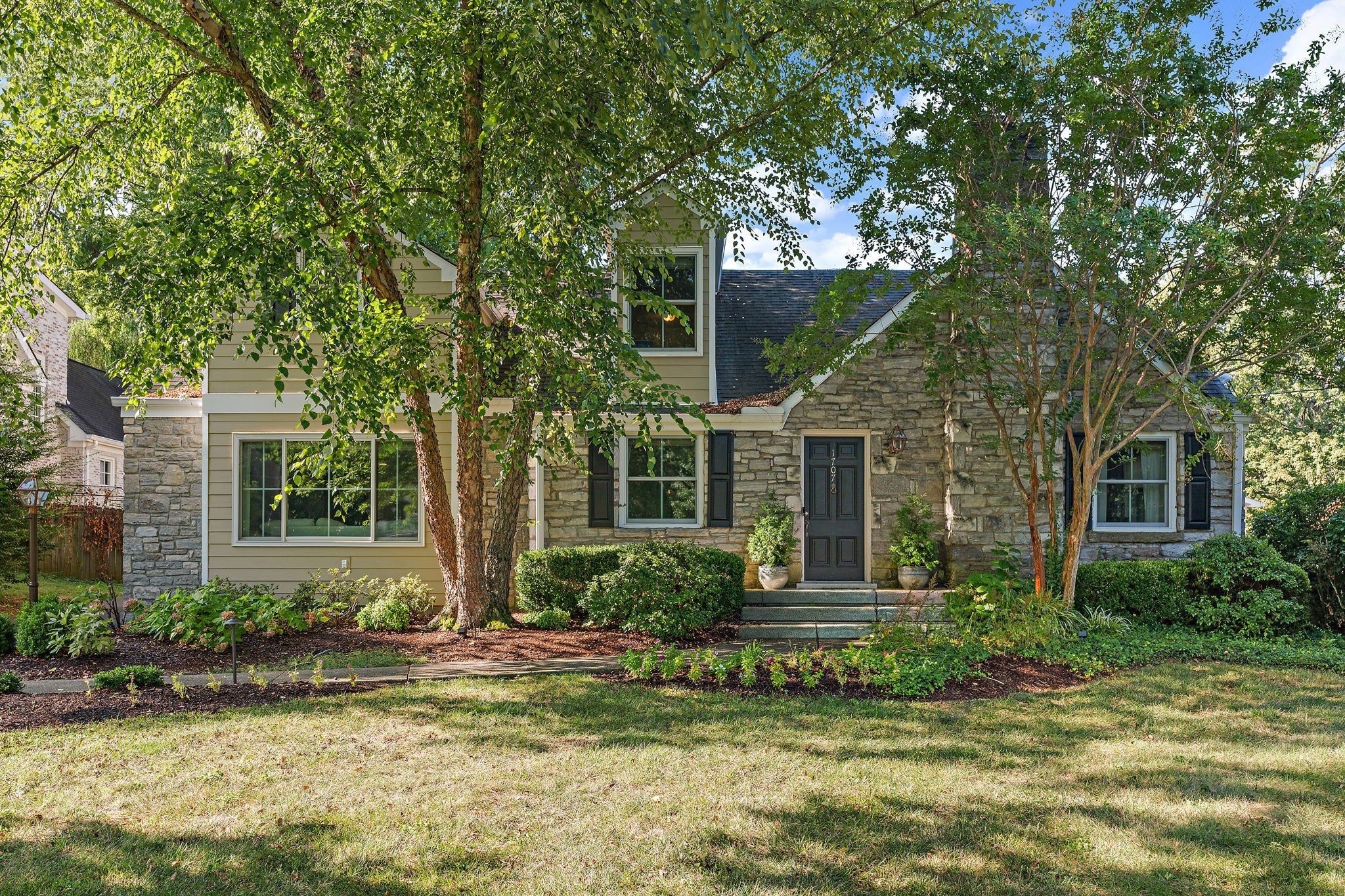 Photo of Listing #3050227