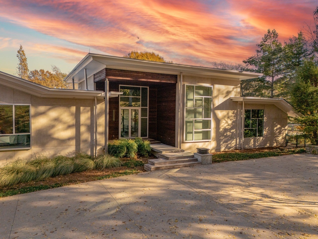 Photo of Listing #3050231