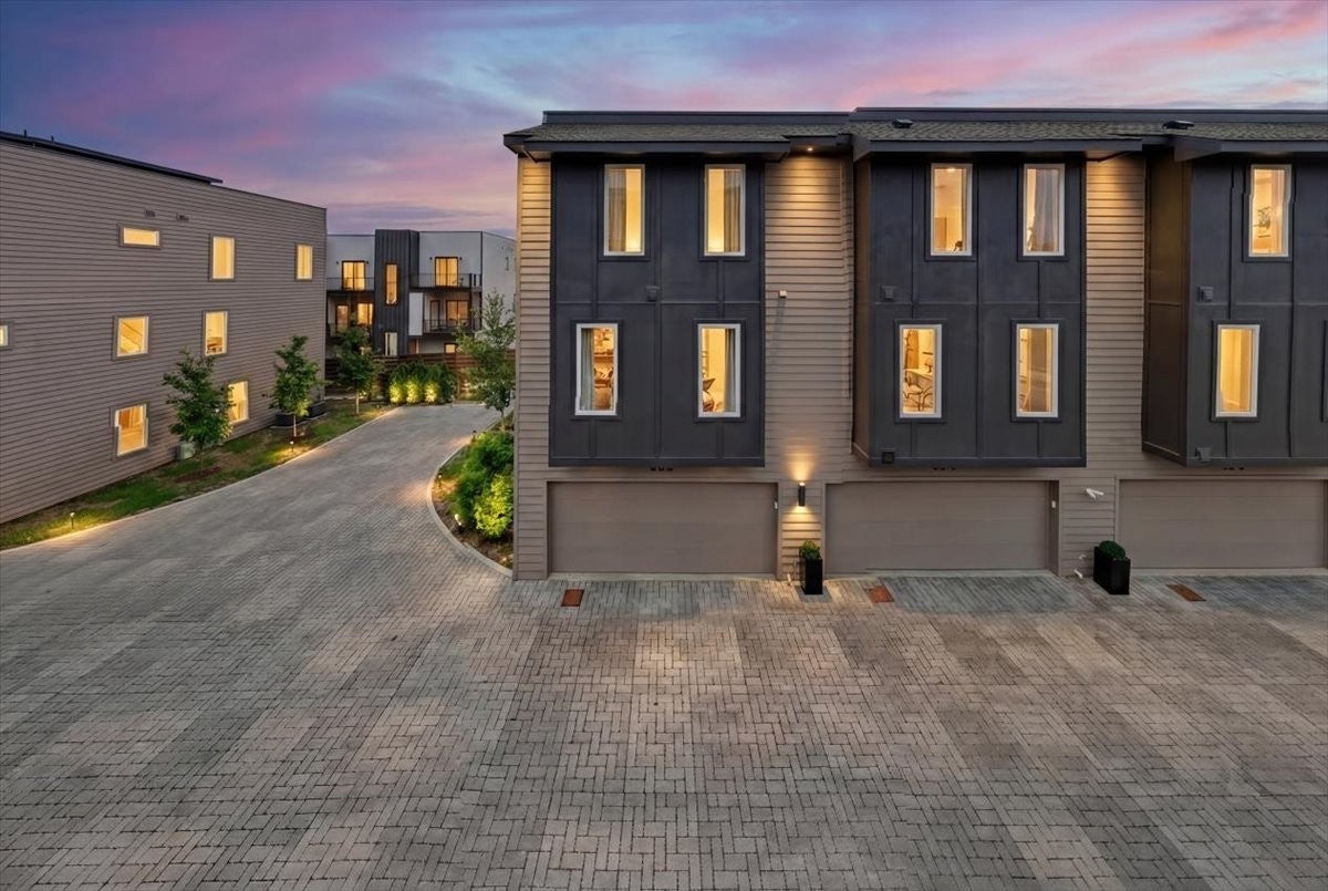 Photo of Listing #3050262