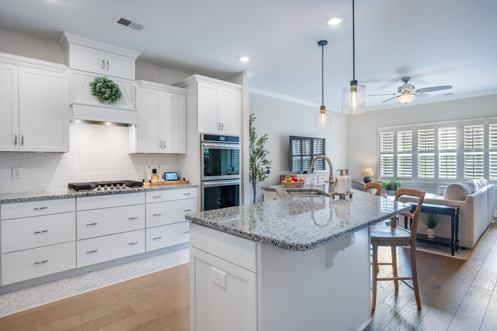 Photo of Listing #3050368