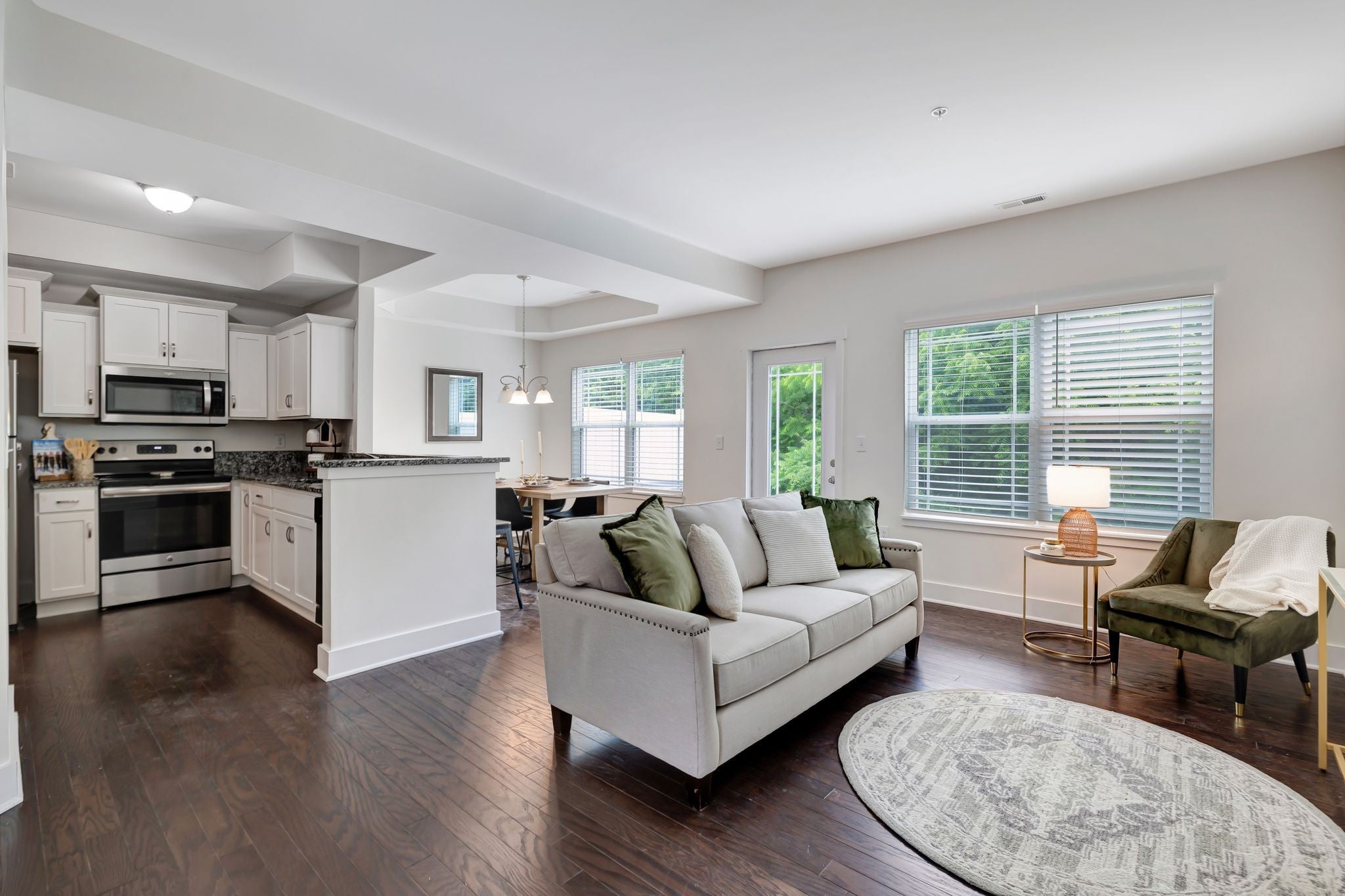 Photo of Listing #3050406