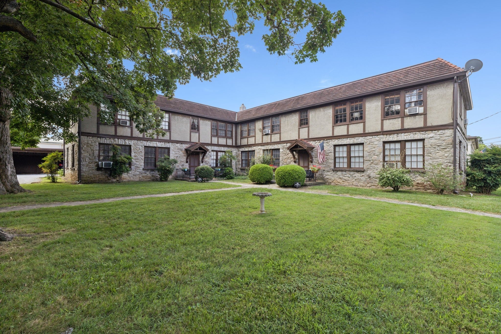 Photo of Listing #3050836