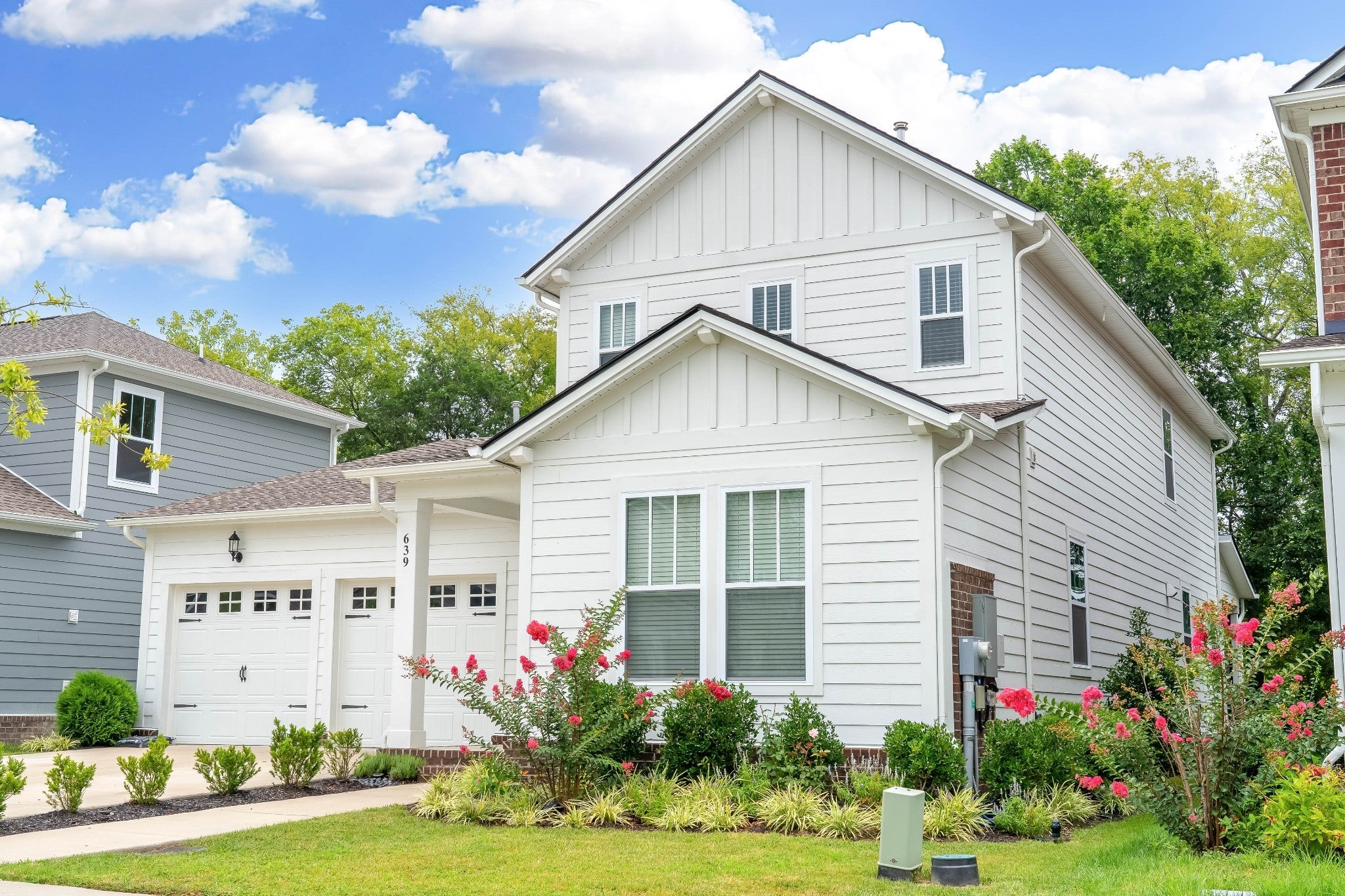 Photo of Listing #3050855