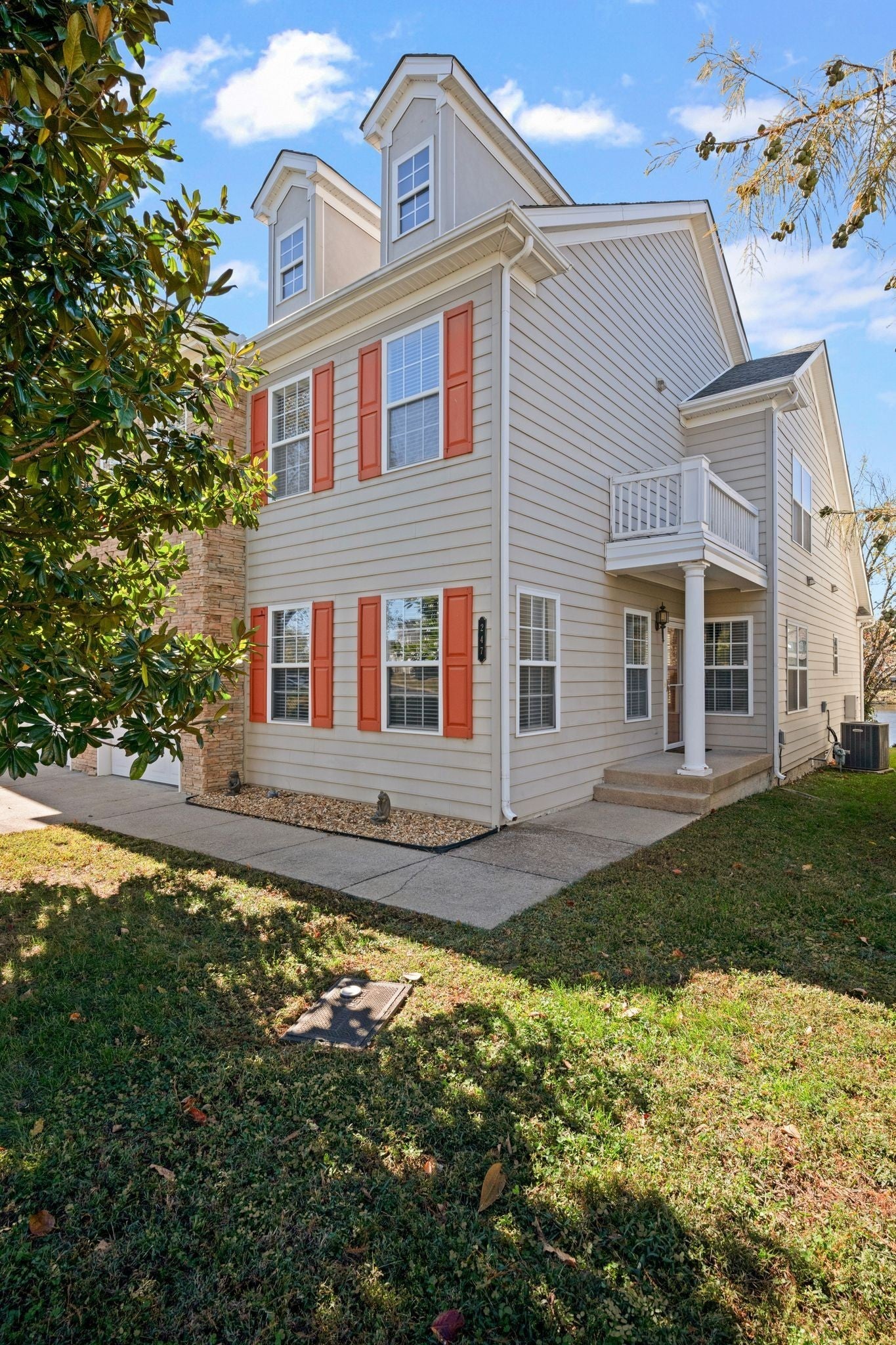 Photo of Listing #3051109