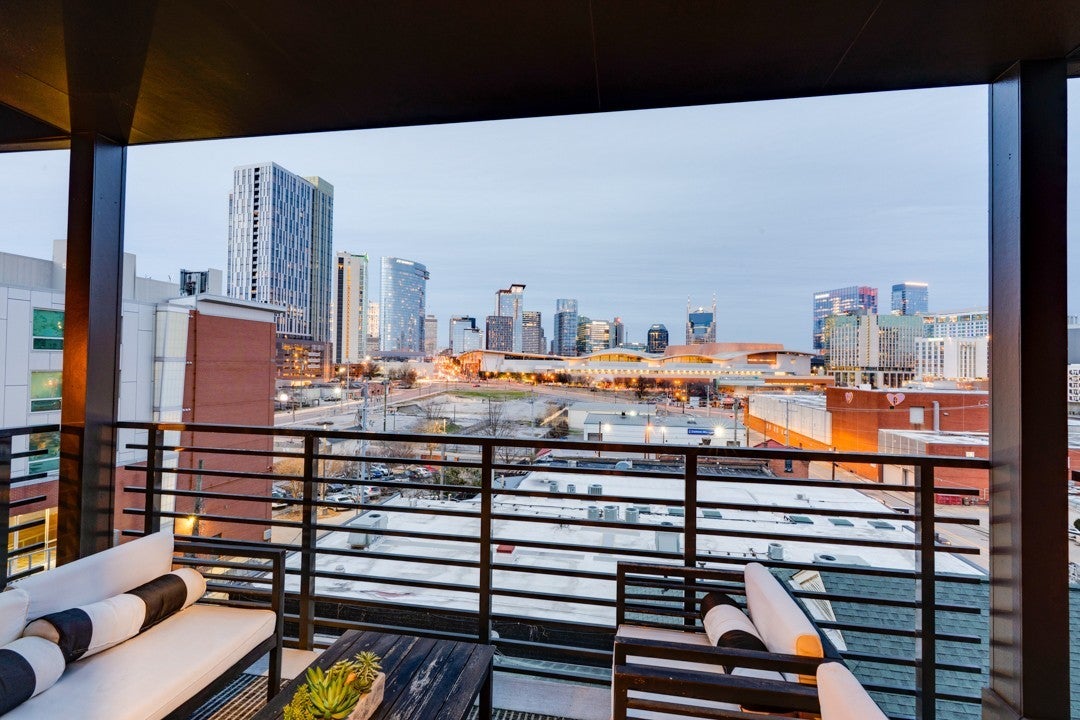 Photo of Listing #3051165