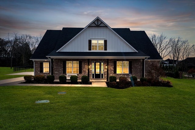 124 Seclusion Ct, Murfreesboro