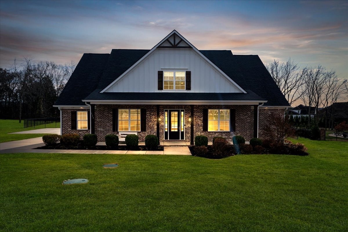 Photo of Listing #3051243