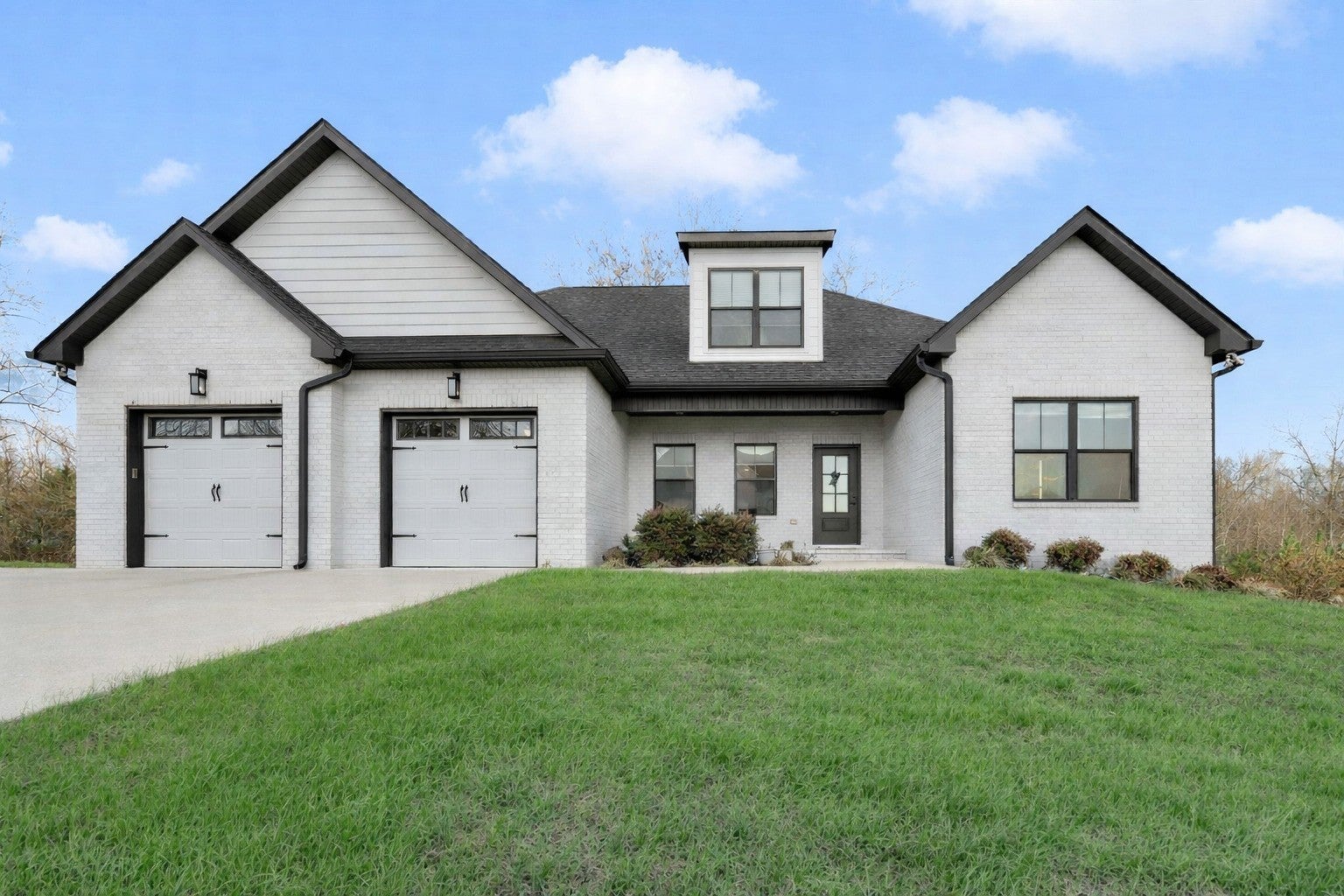 Photo of Listing #3051256