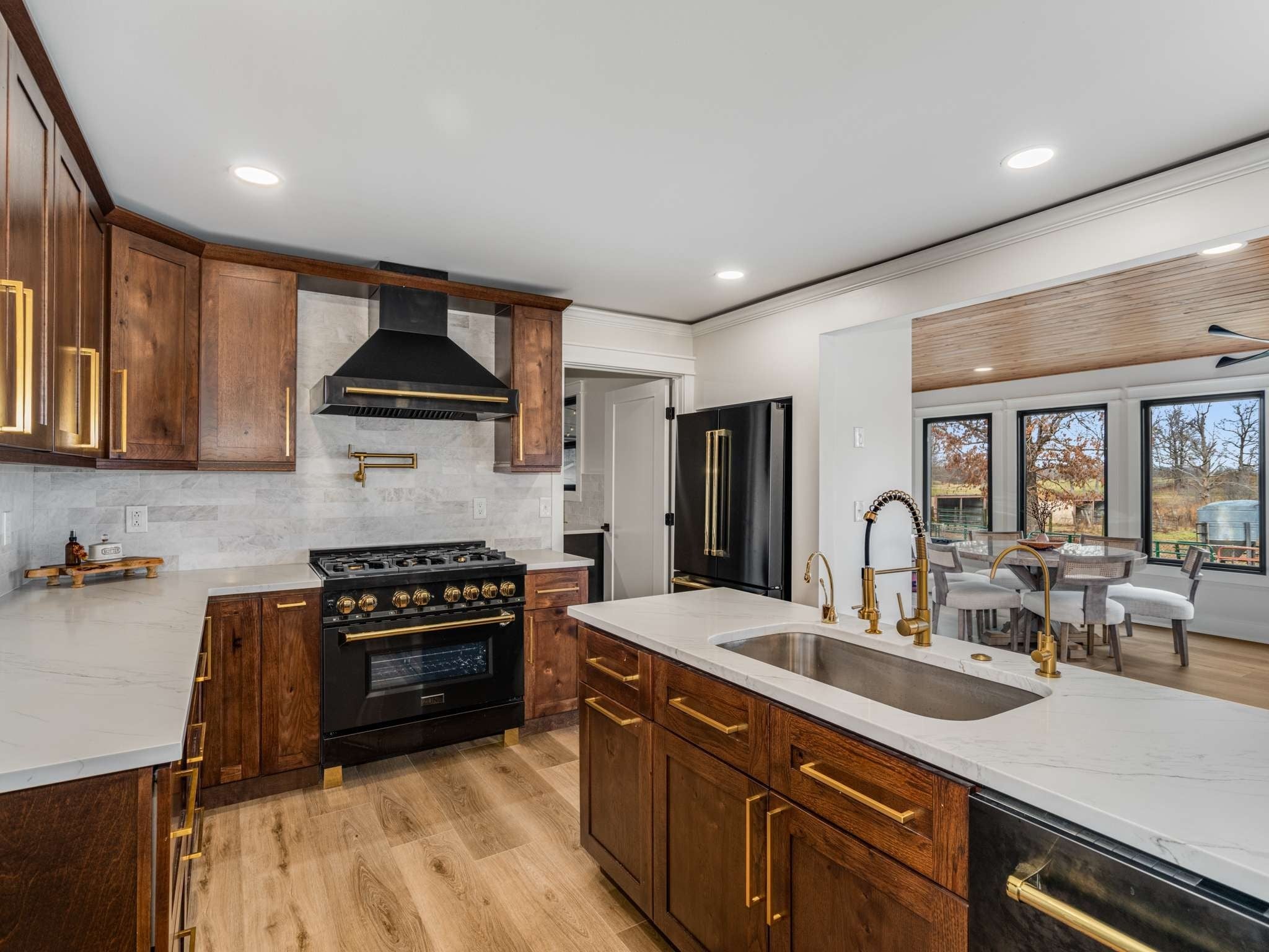 Photo of Listing #3051263