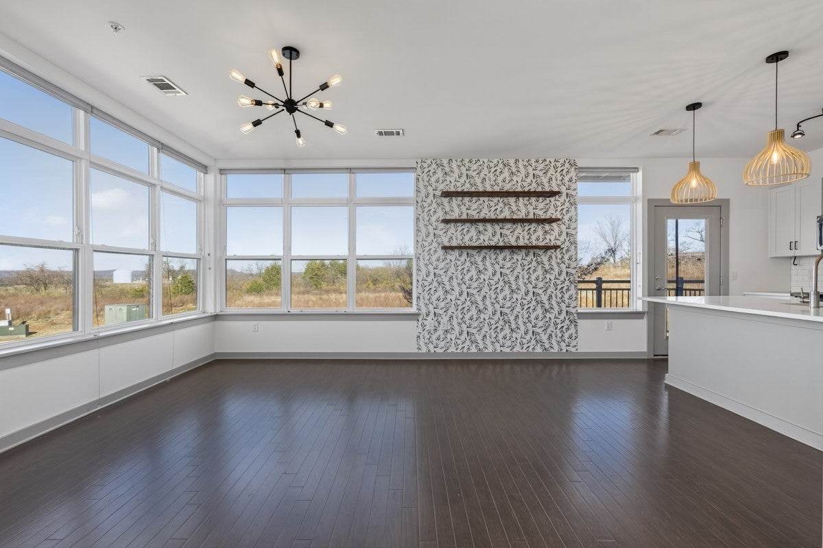 Photo of Listing #3051267