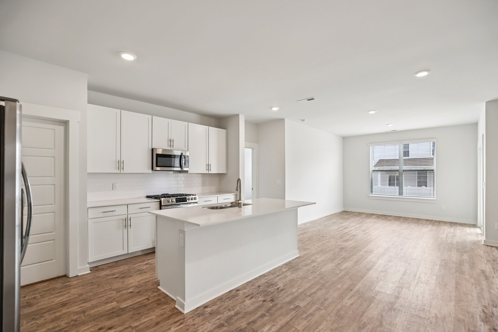 Photo of Listing #3051280