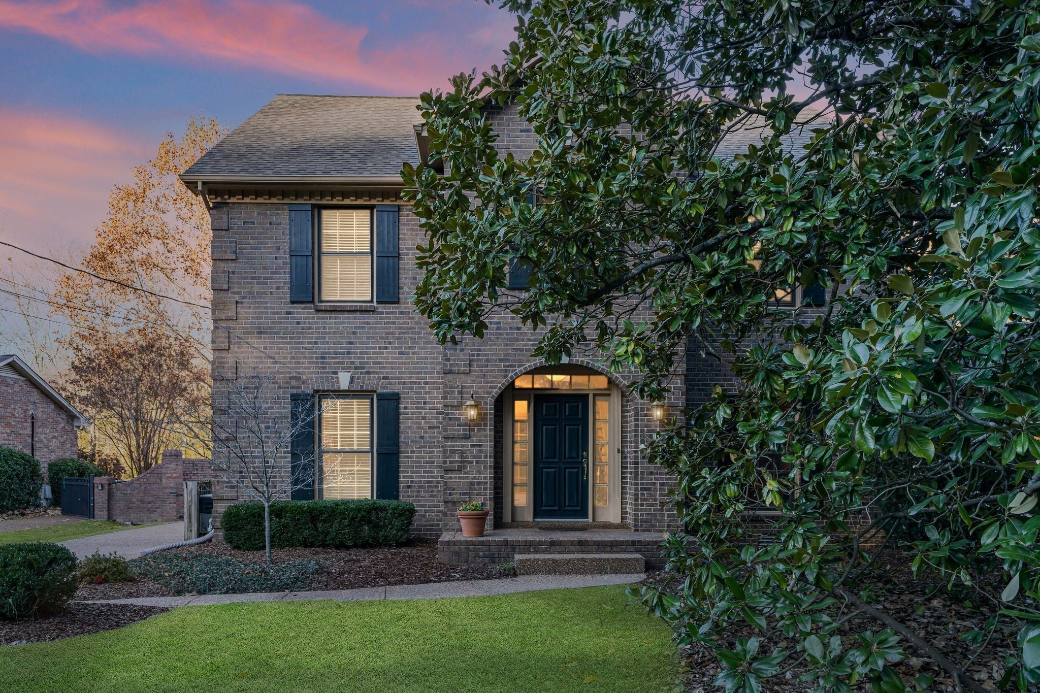 Photo of Listing #3051363