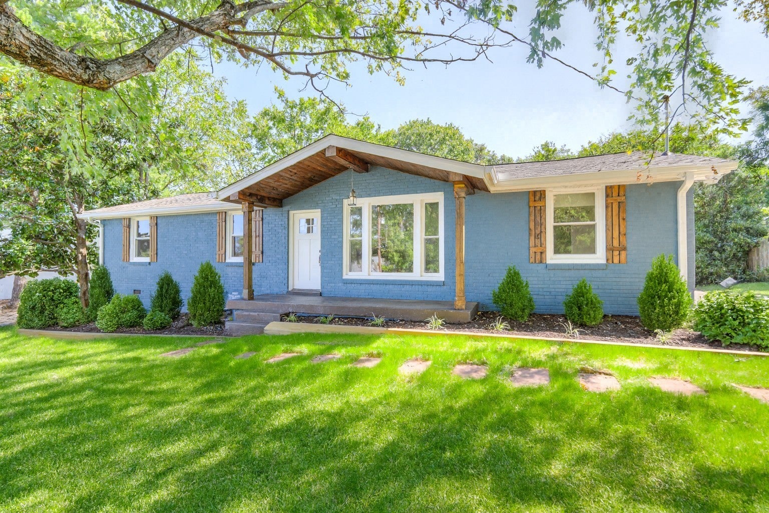 Photo of Listing #3051370