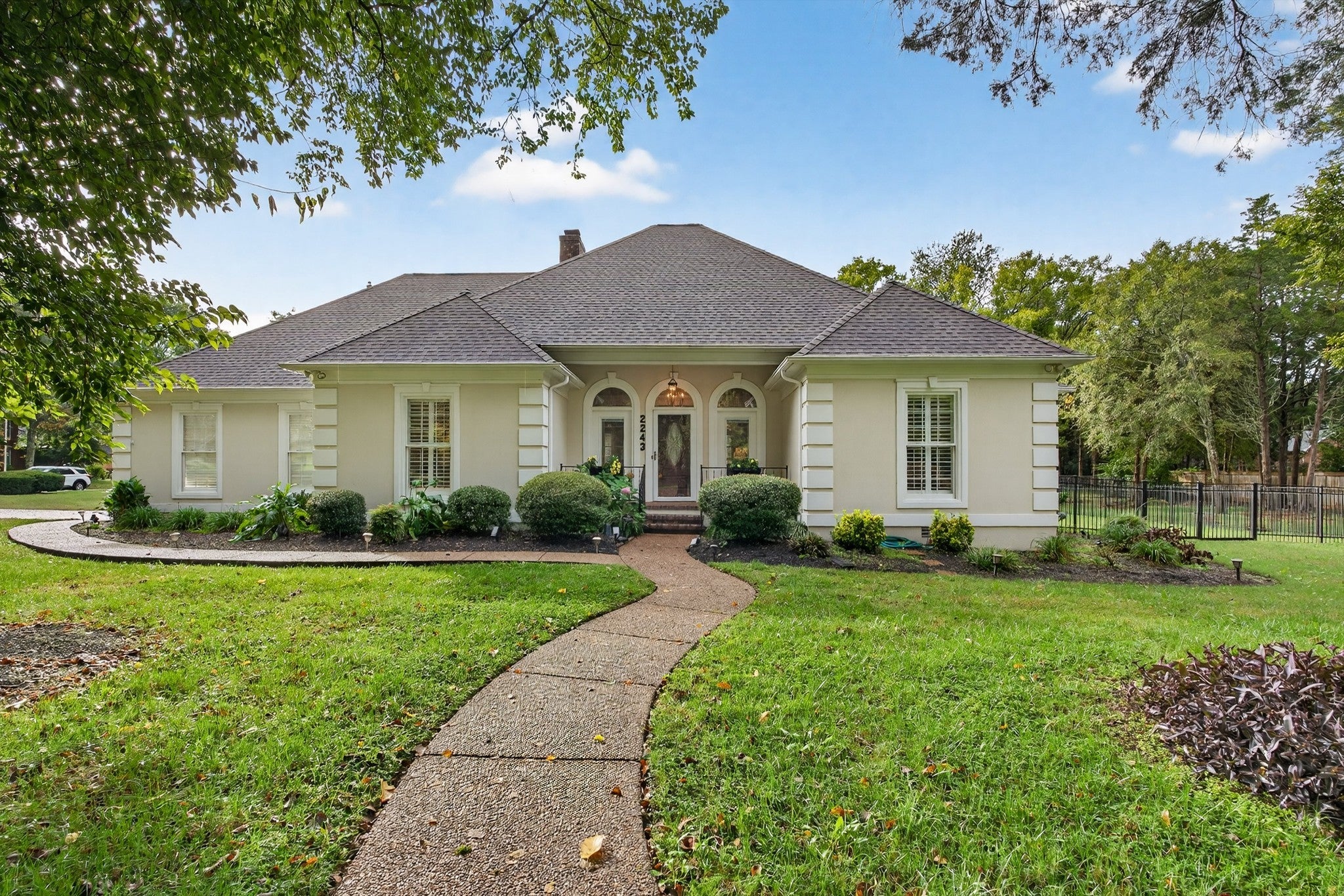 Photo of Listing #3051423