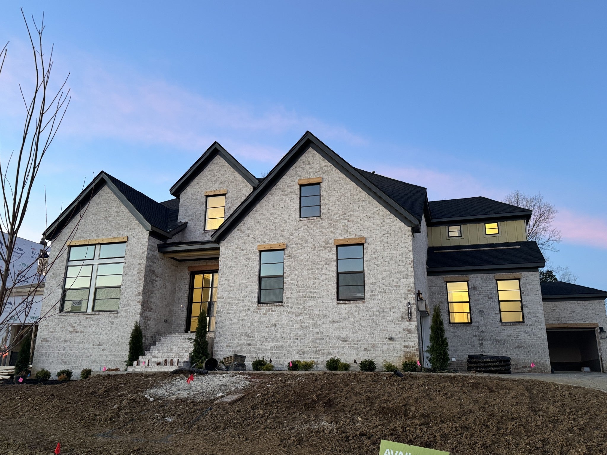 Photo of Listing #3051489