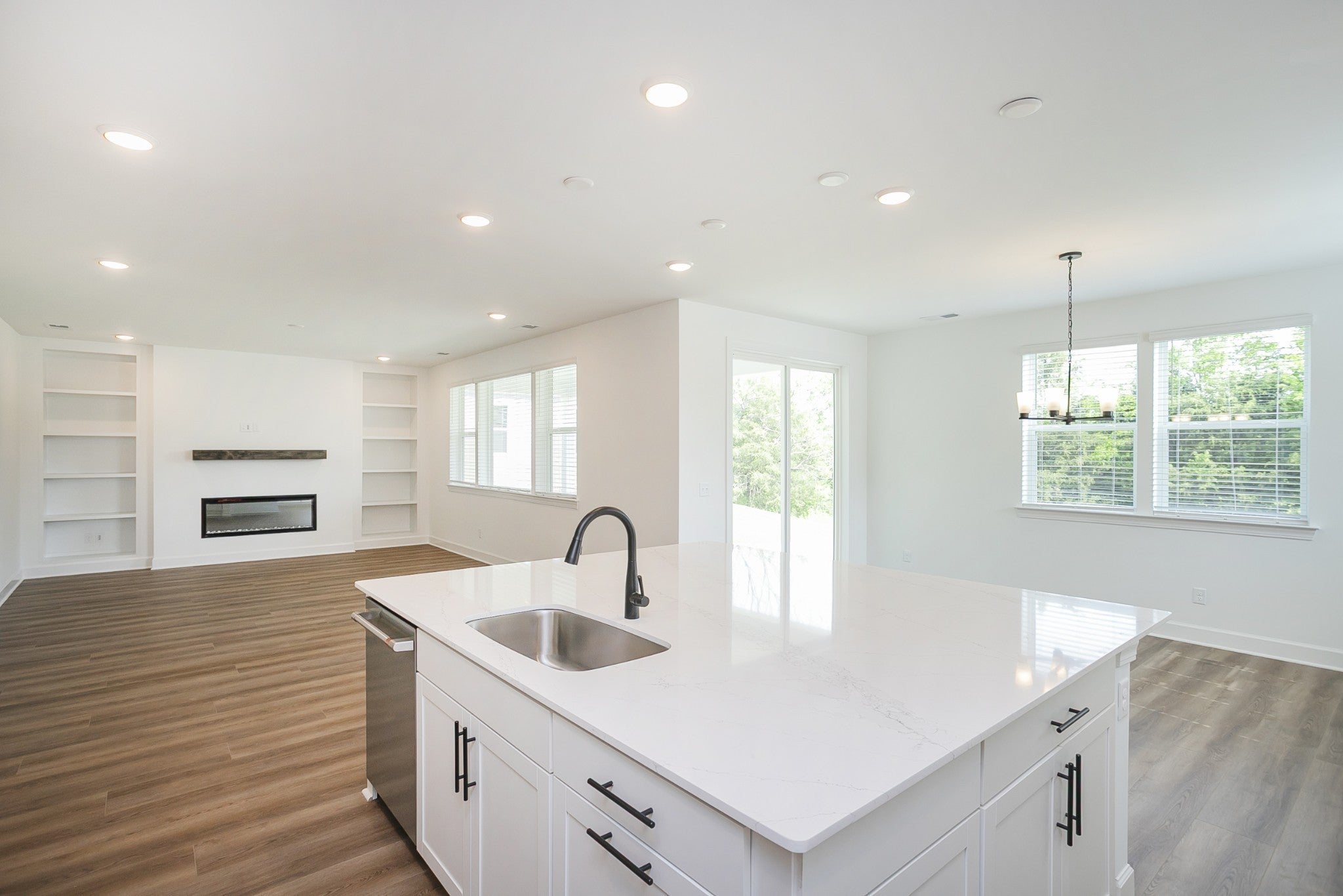 Photo of Listing #3051496