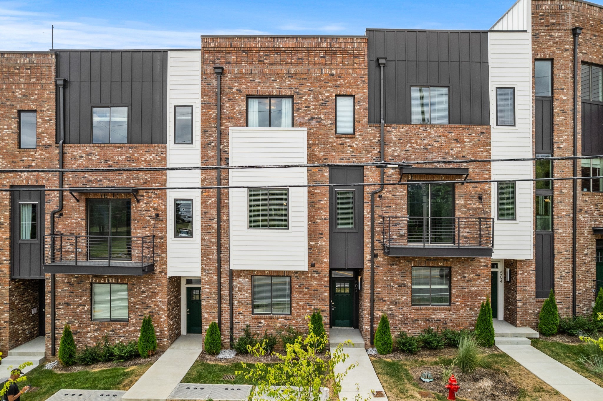 Photo of Listing #3051560