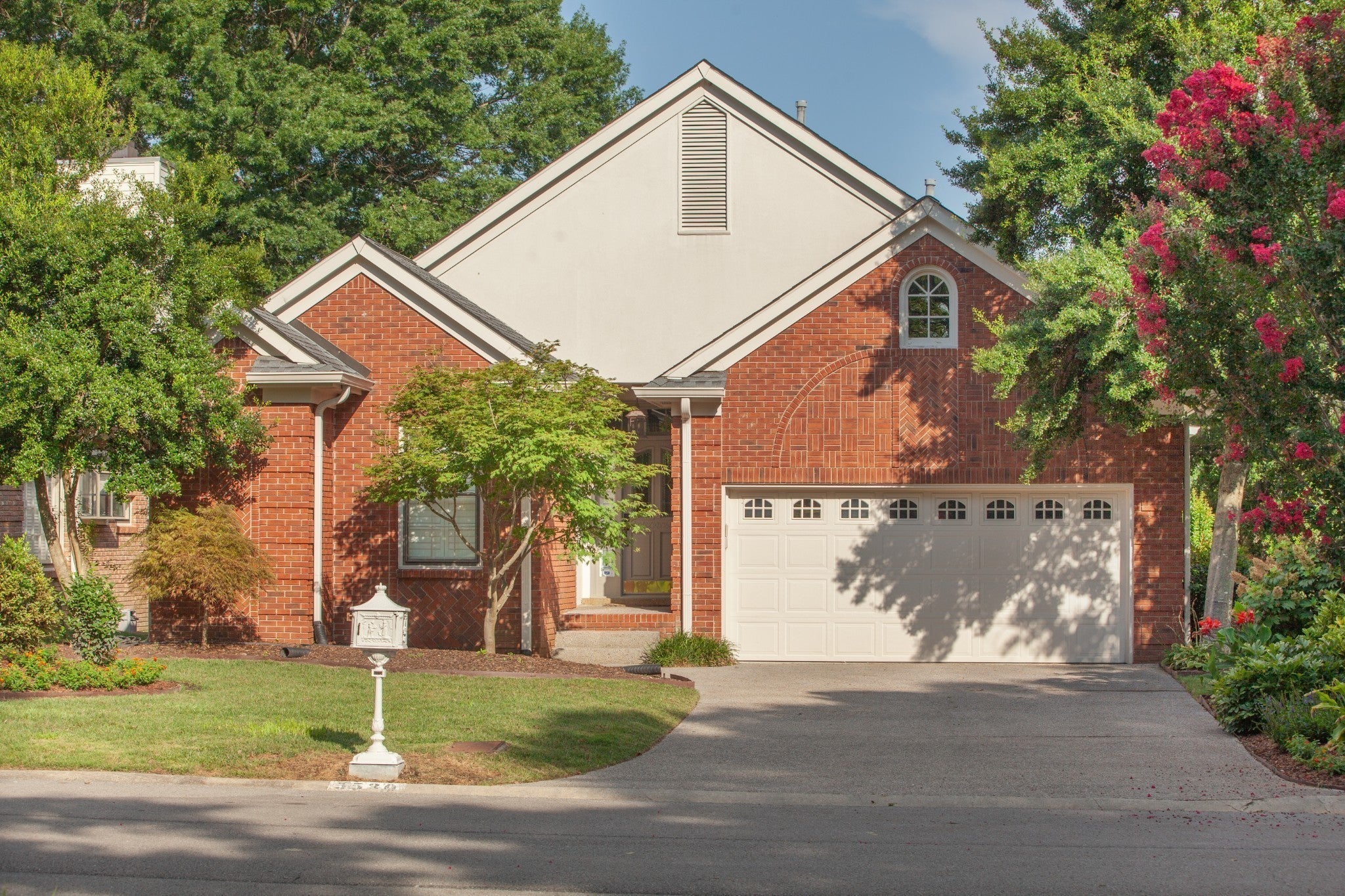 Photo of Listing #3051814