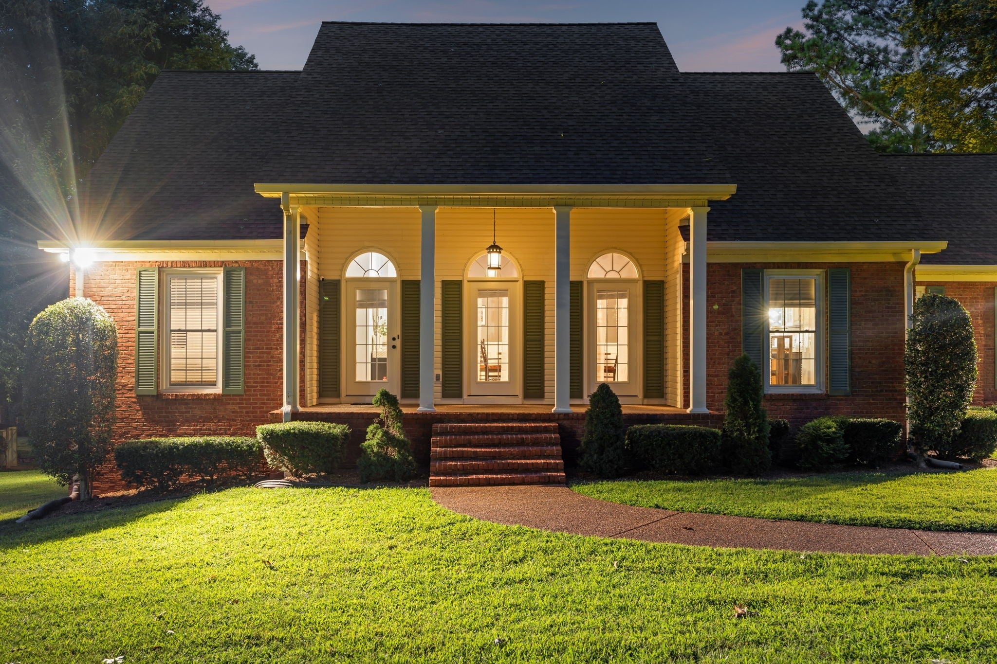 Photo of Listing #3051844