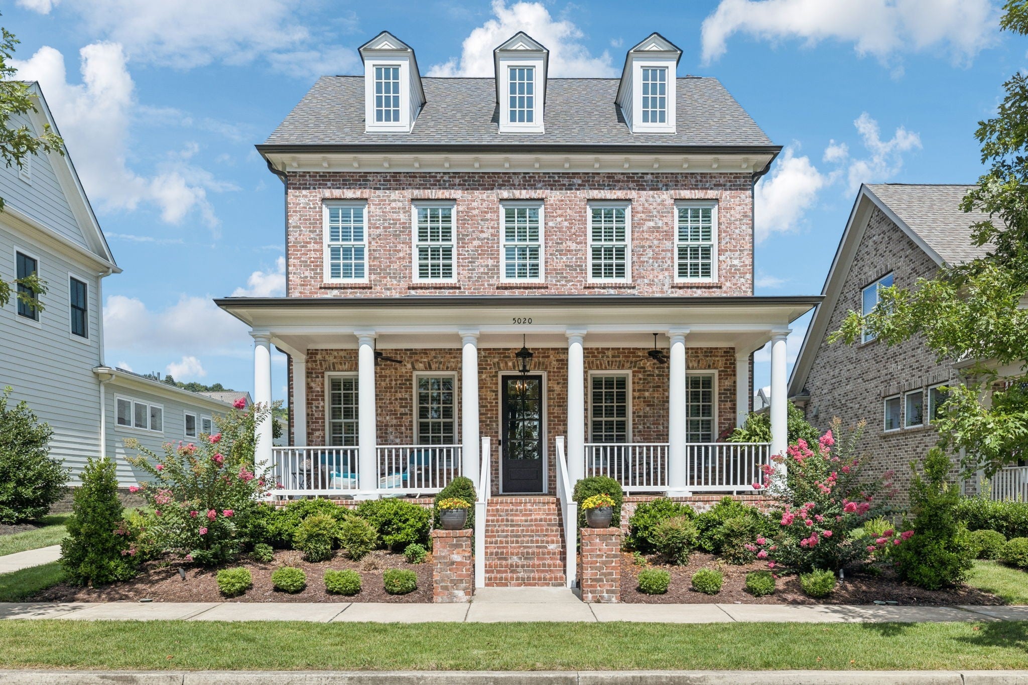 Photo of Listing #3051868