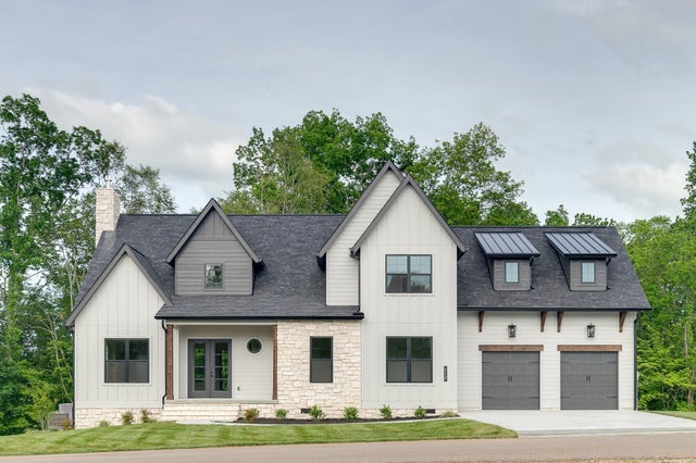 712 Fanning Bend Dr, Winchester