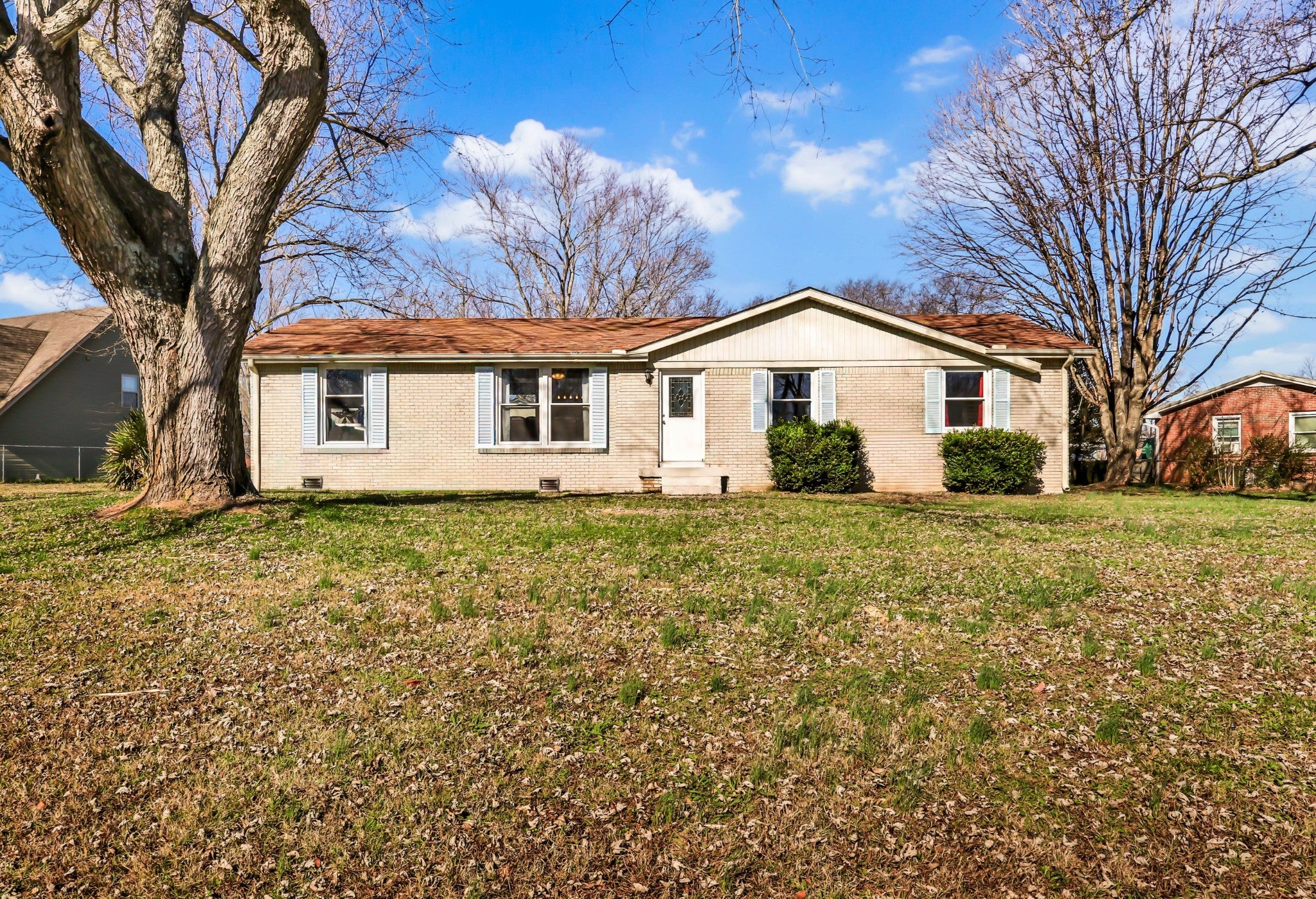 Photo of Listing #3052046