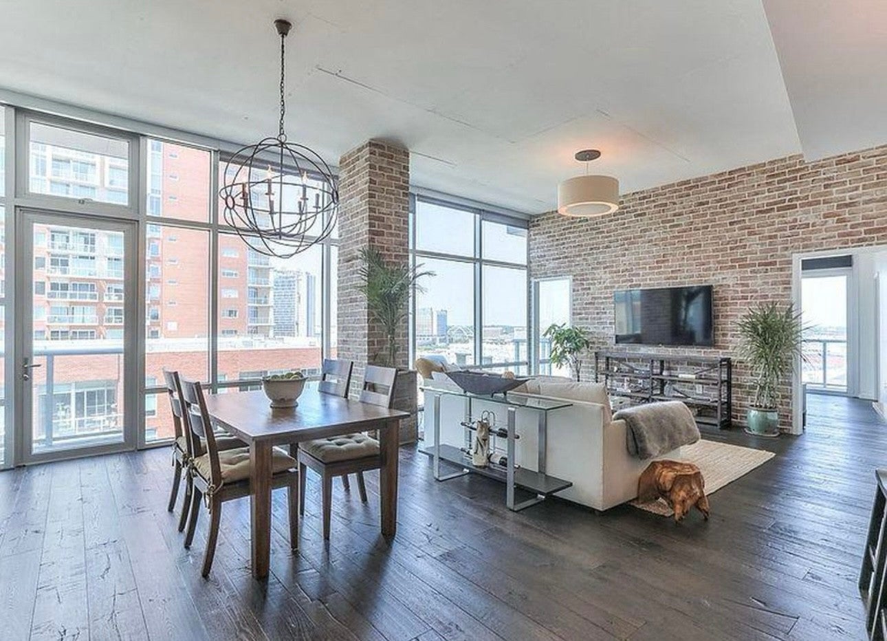 Photo of Listing #3052073