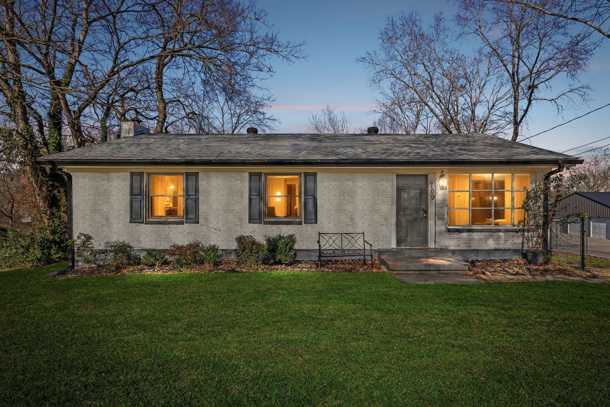 Photo of Listing #3052080