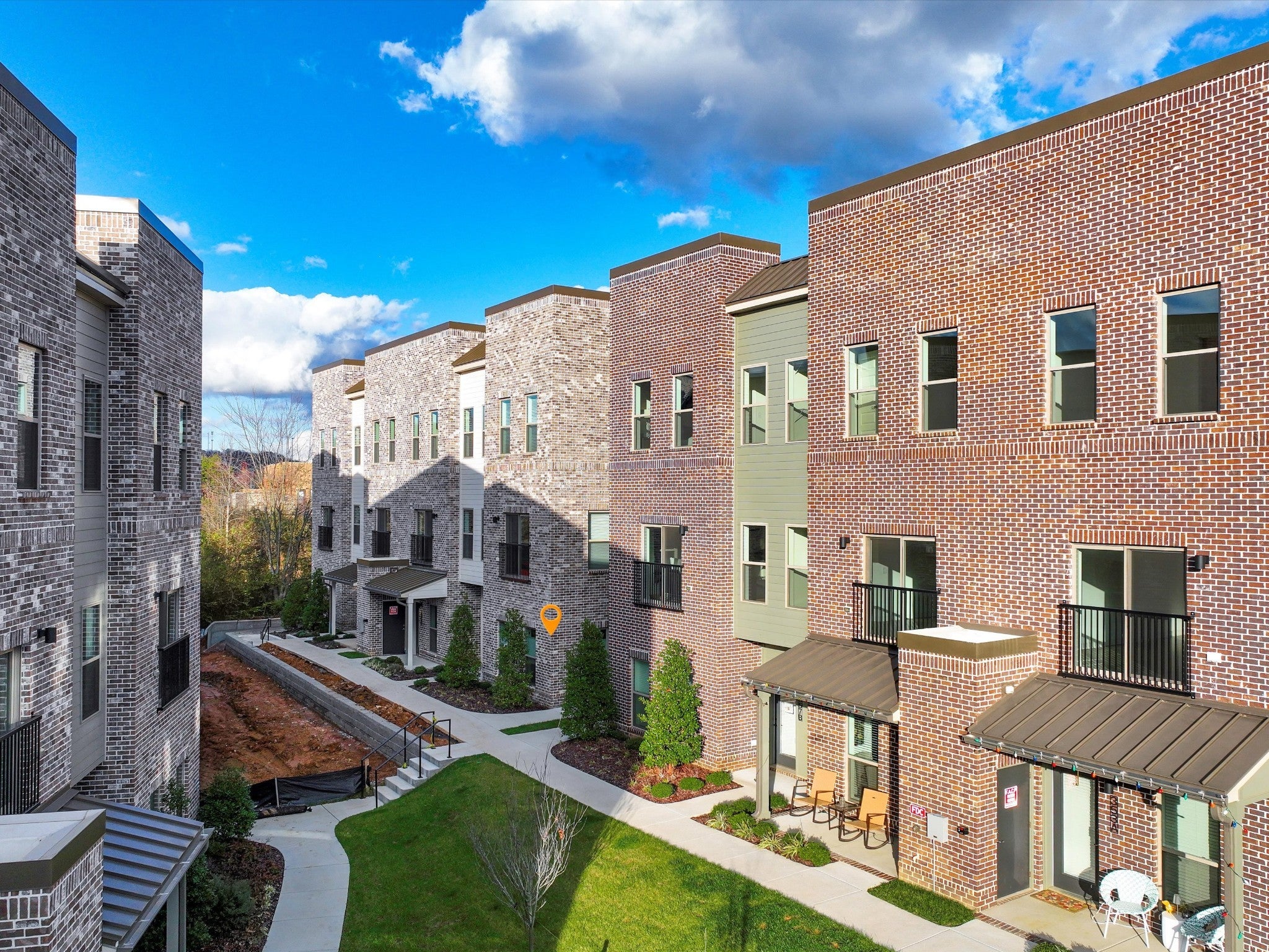 Photo of Listing #3052133