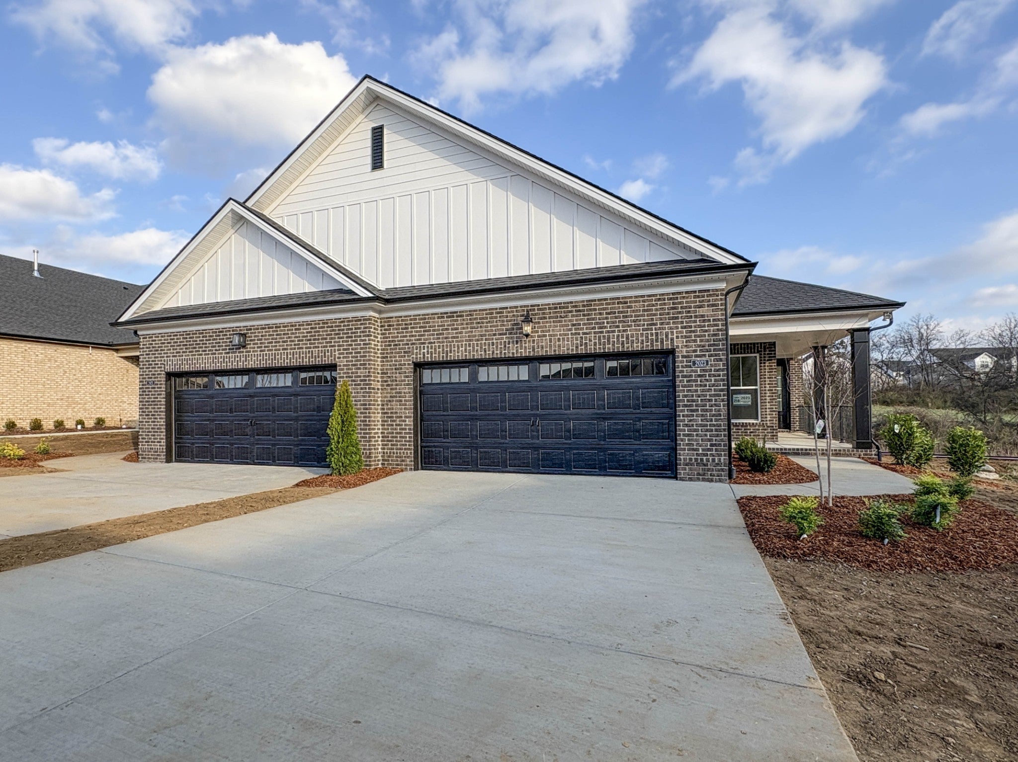 Photo of Listing #3054351