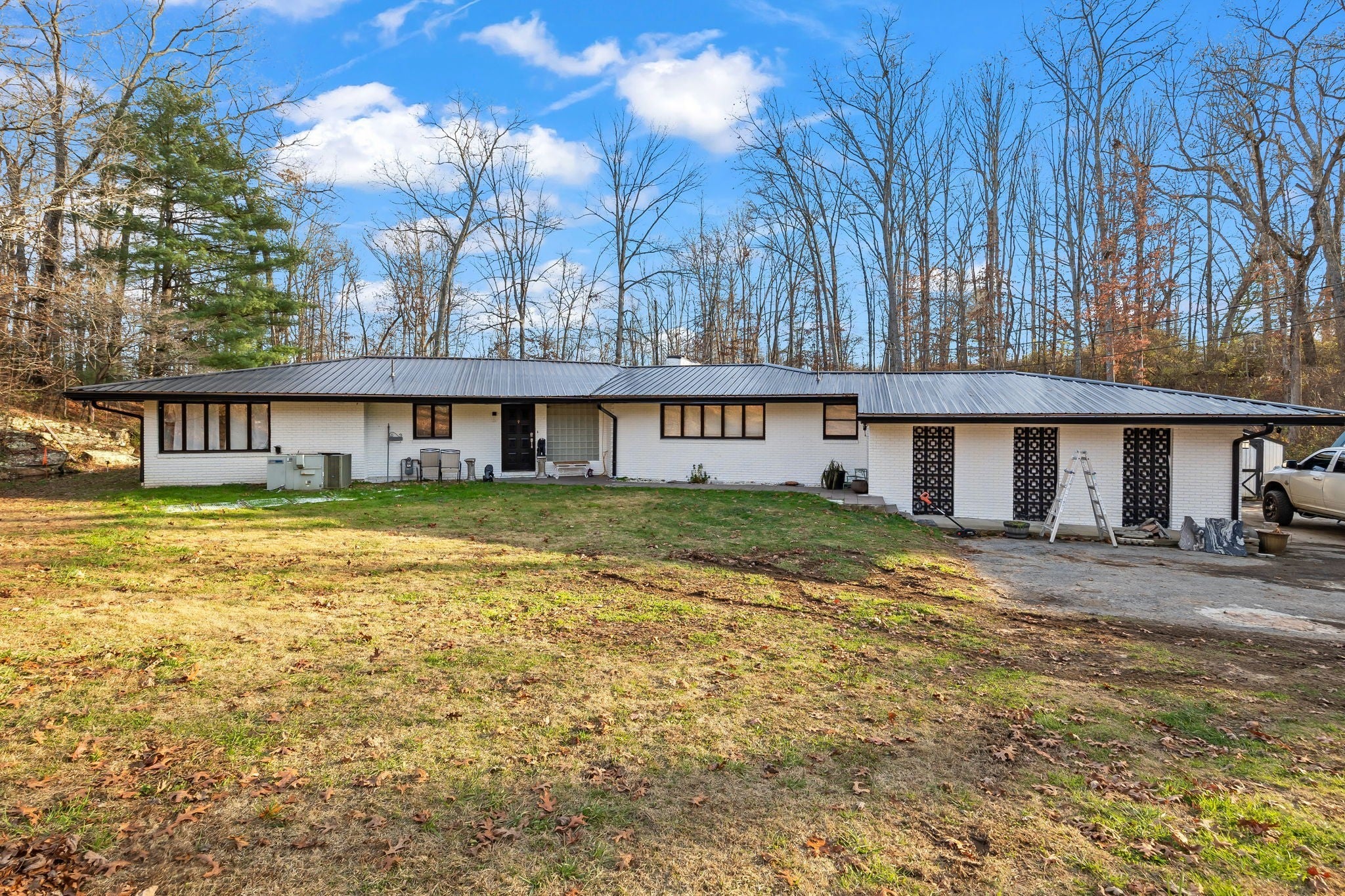 Photo of Listing #3054390