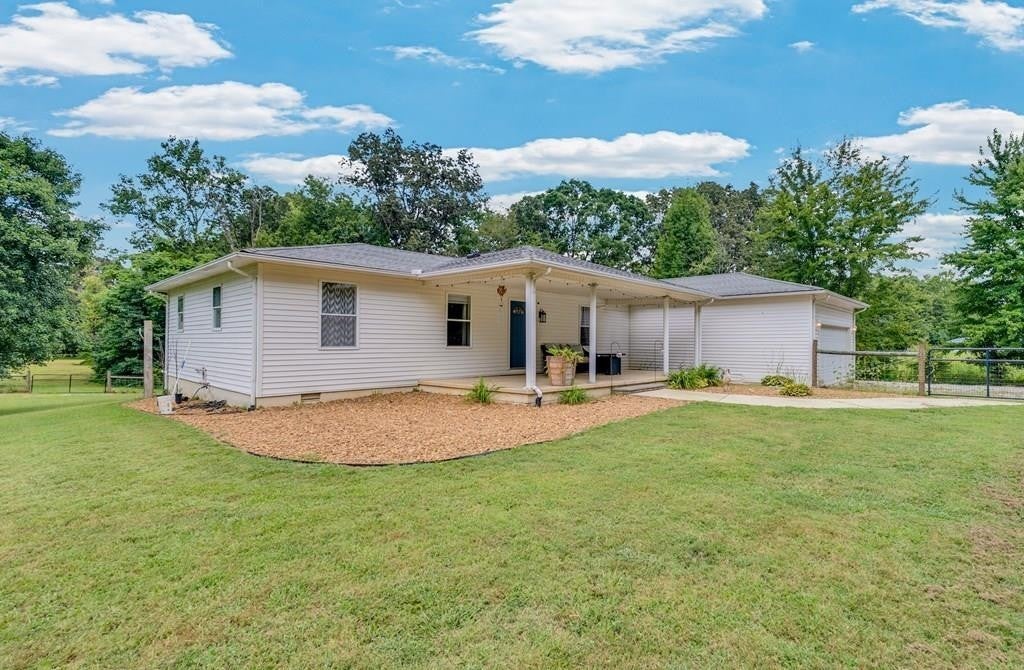 Photo of Listing #3056542