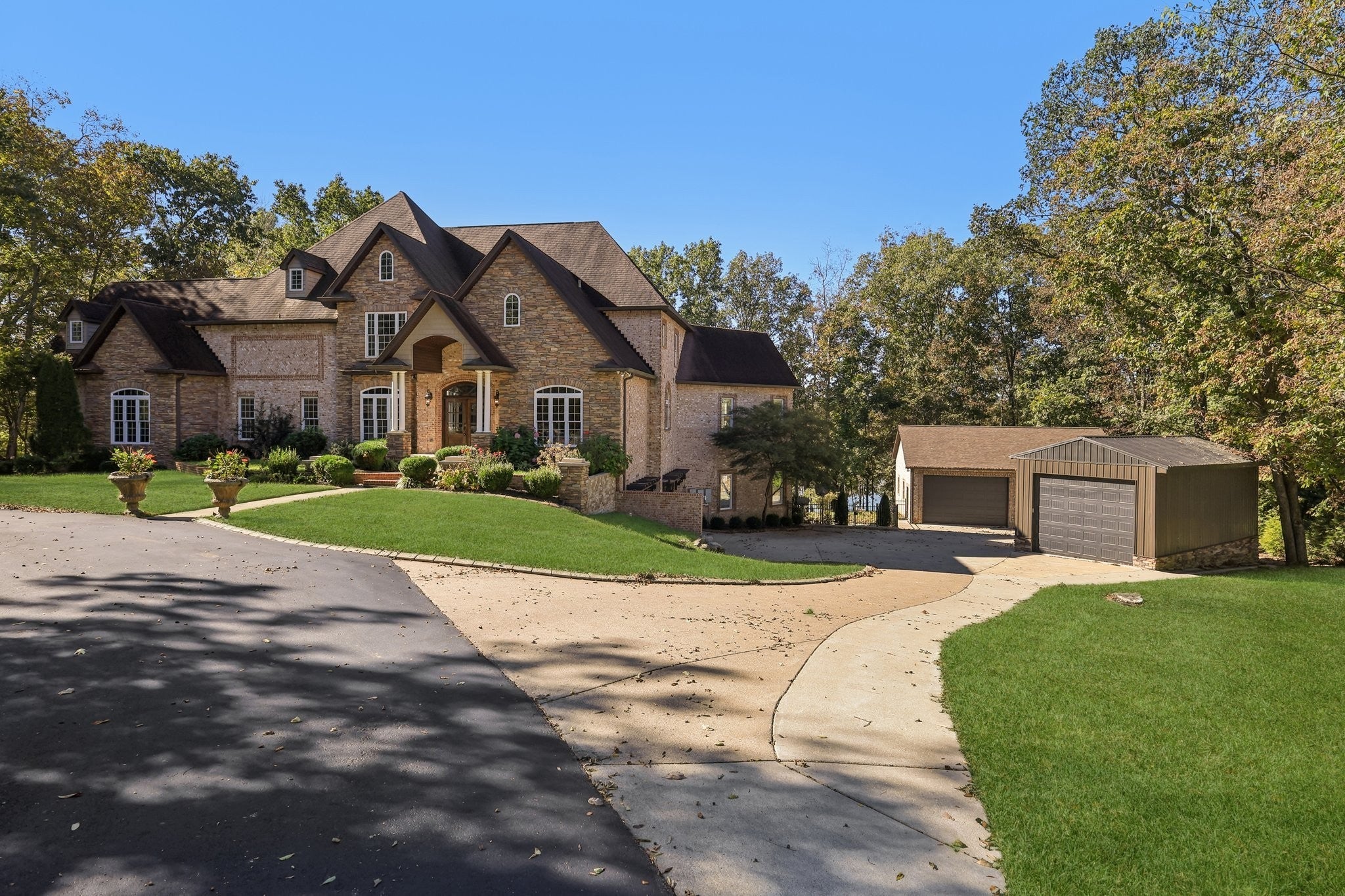 Photo of Listing #3056544