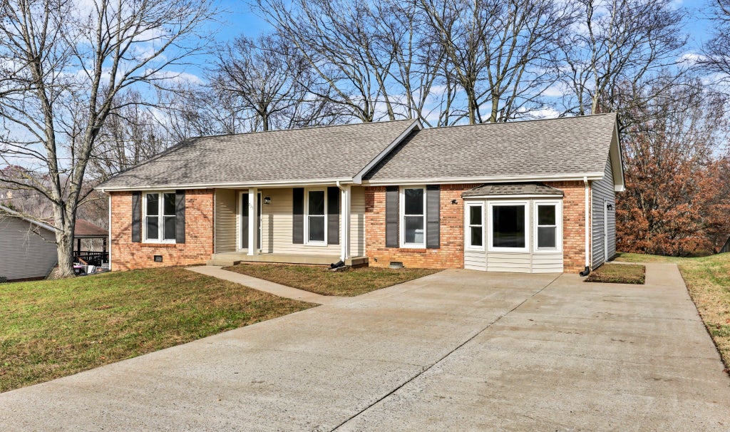 735 Jace Dr, Clarksville