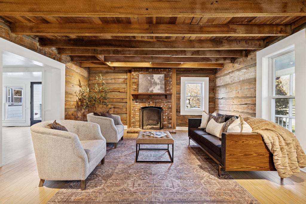 5467 Pinewood Rd, Franklin