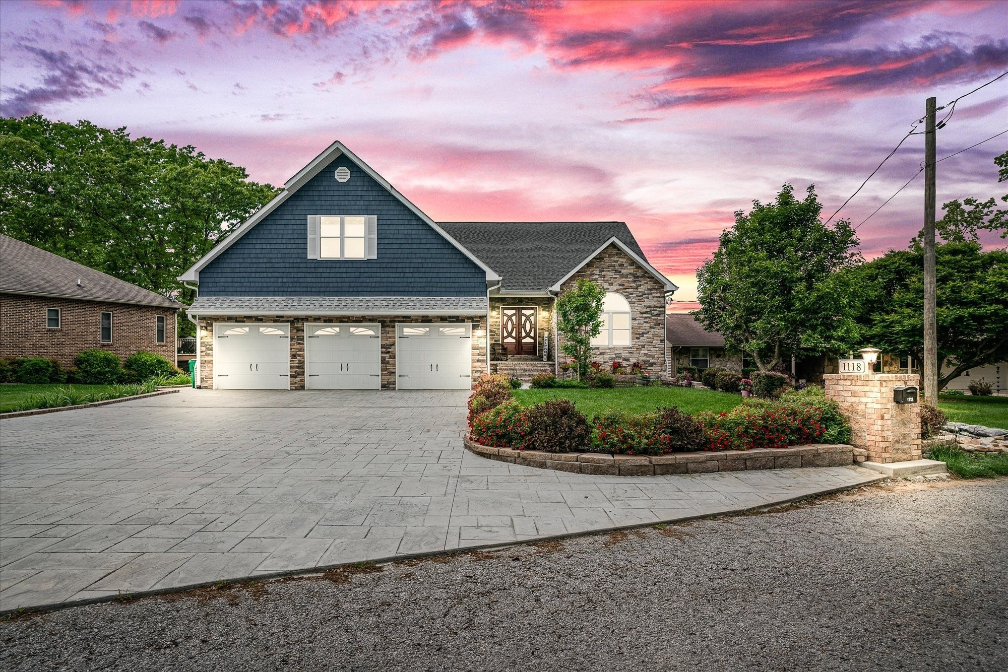 Photo of Listing #3056733