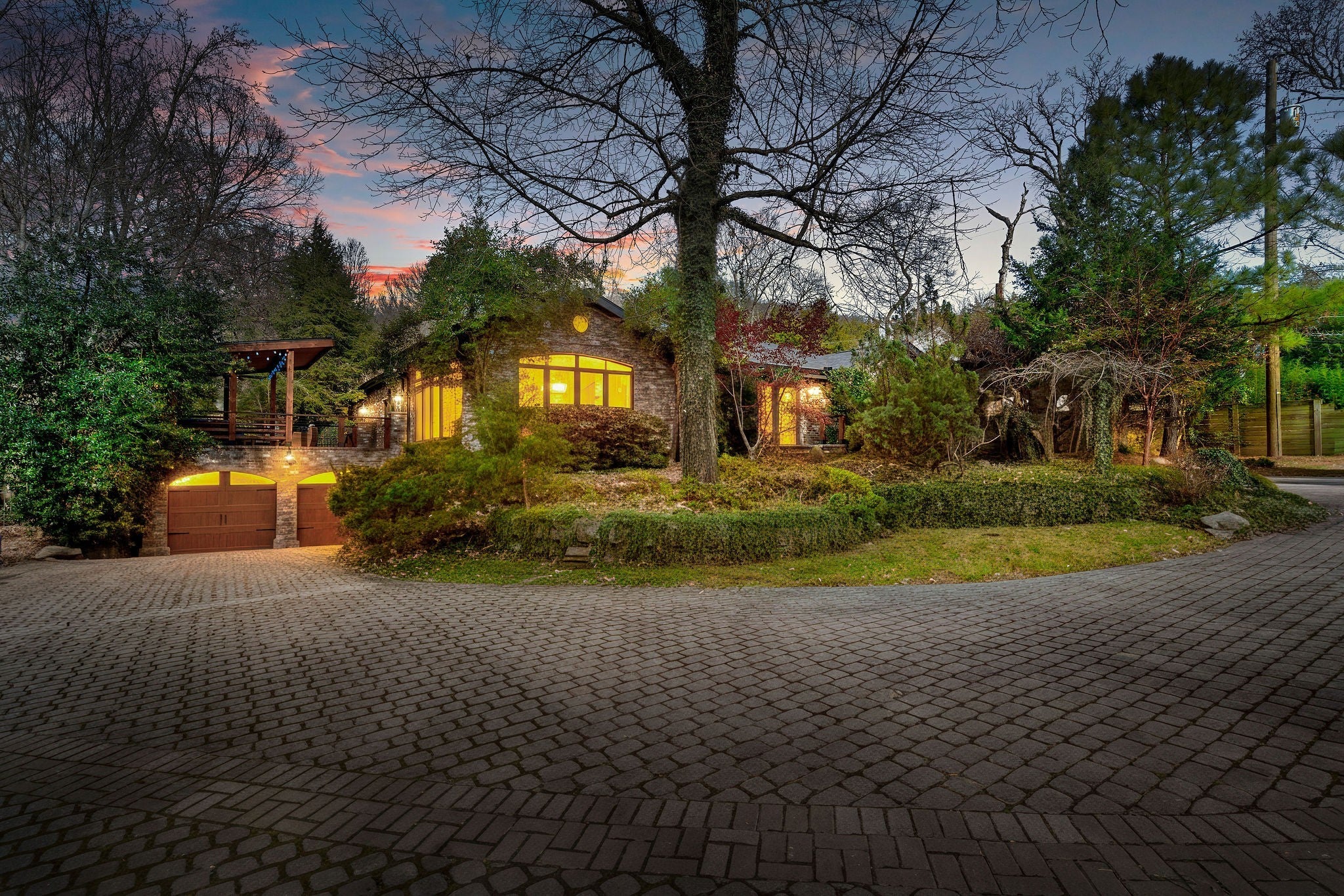 Photo of Listing #3056856