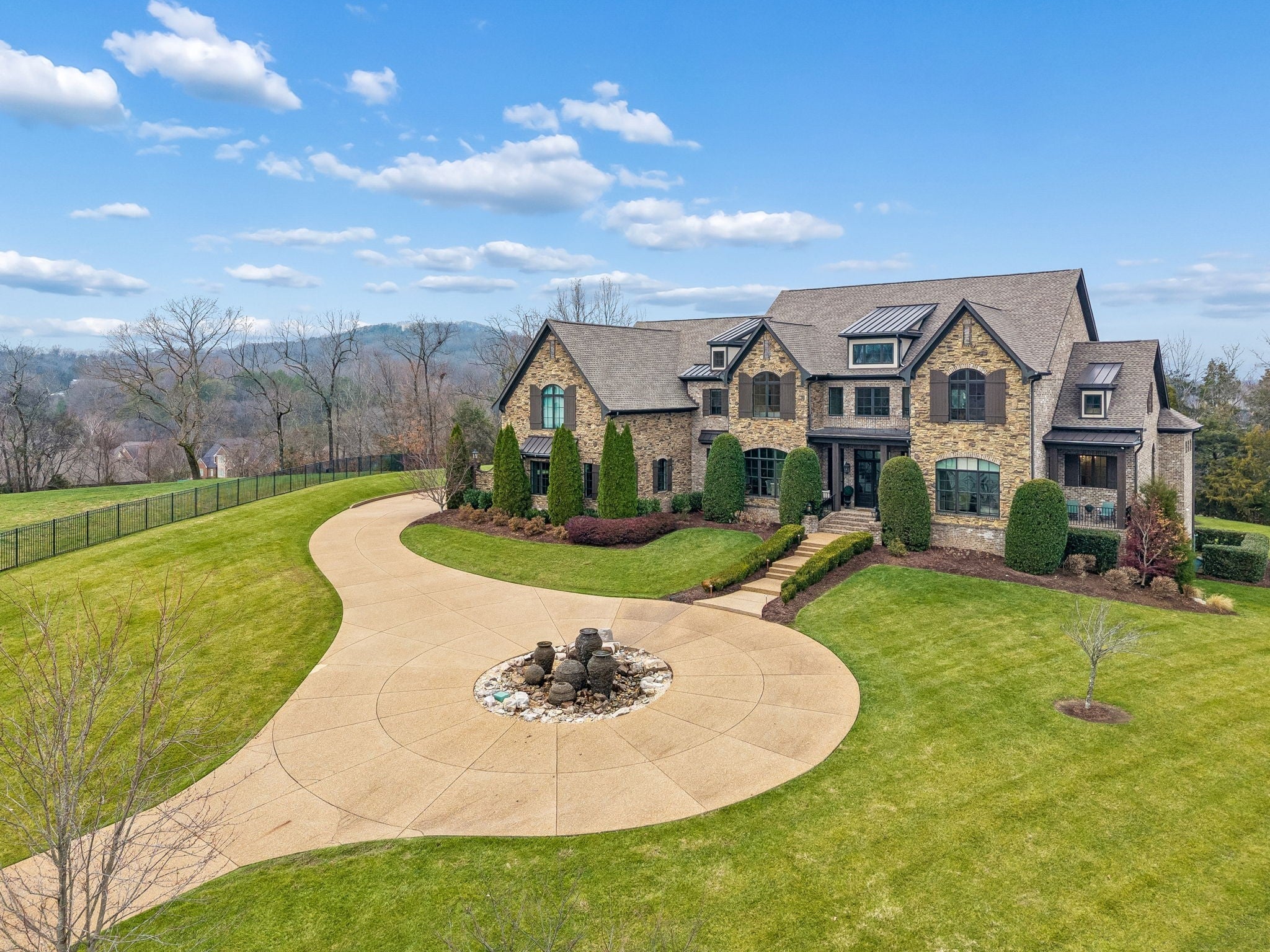 Photo of Listing #3056885