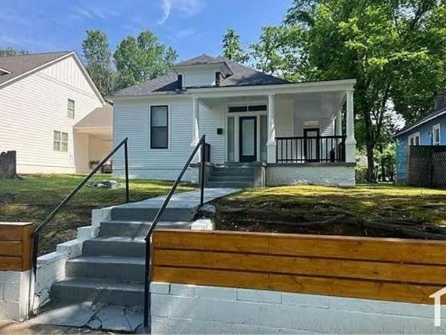 Photo of Listing #3057050