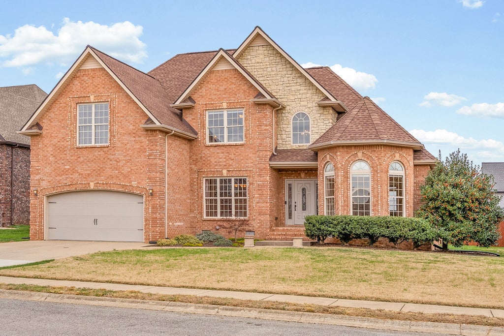 389 Waylon Ct, Clarksville