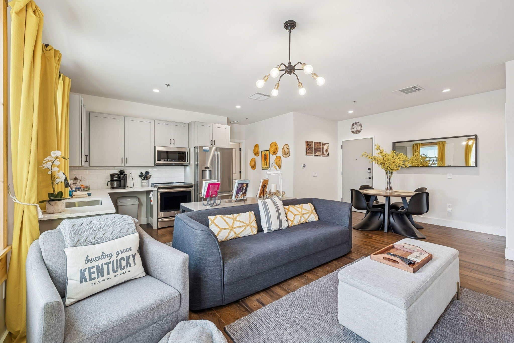 Photo of Listing #3057669