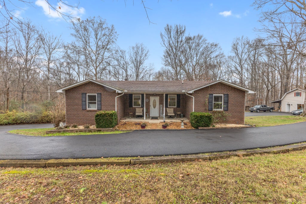 392 Feather Ridge Rd, Charlotte