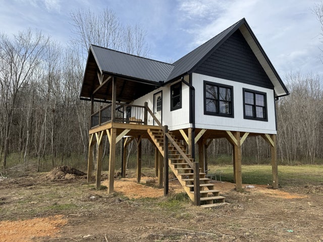 111 Skaggs Lane, Linden