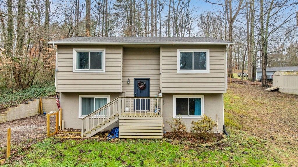250 Mcdeerman Rd, Jacksboro