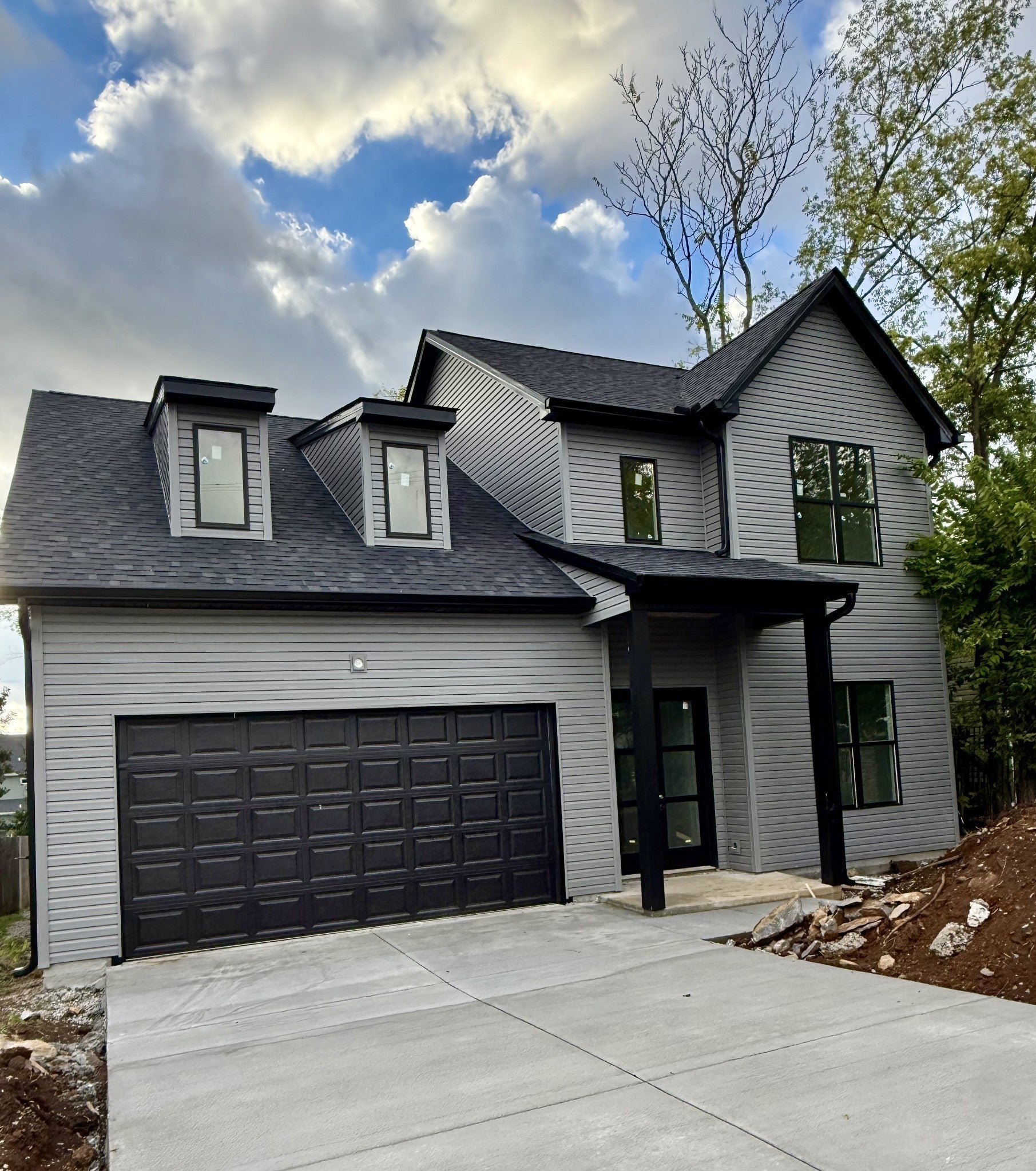 Photo of Listing #3058078